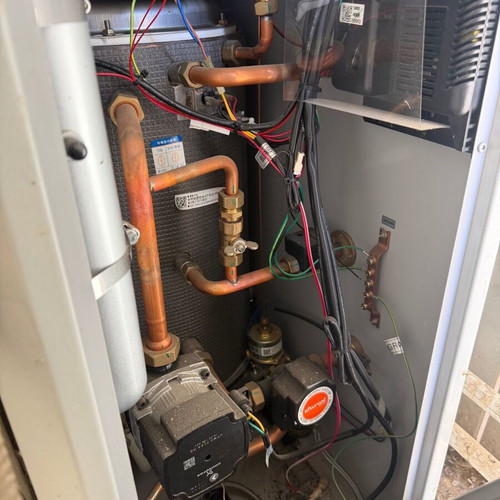 Kiturami New Turbo Condensing 17 Oil Boiler like new, 19.8 kW