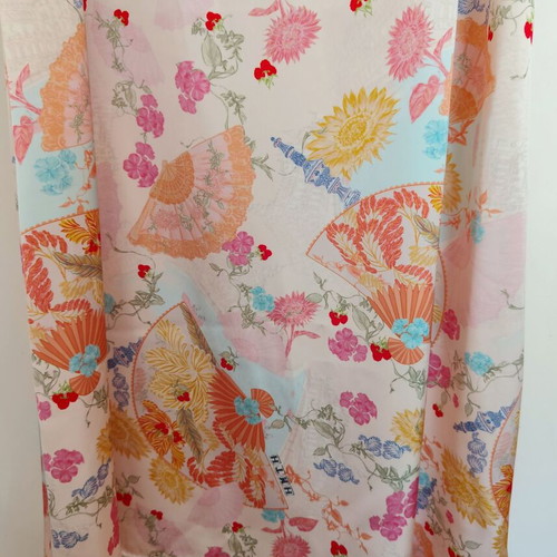 Hemithea Teresa dress L/XL new, satin fabric, floral pattern