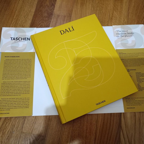 Salvador Dali 25th Anniversary Edition Taschen art book like new