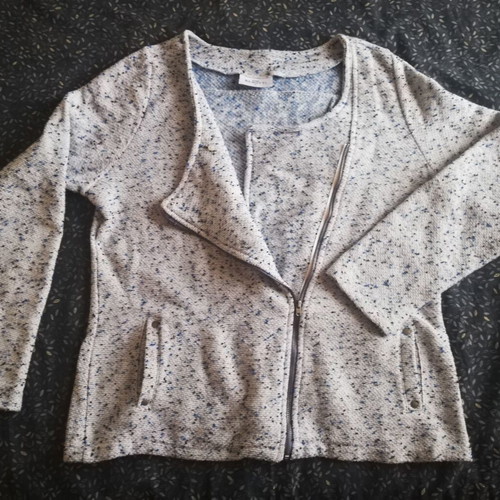 Zaketa with zipper used, blue and white, size XL