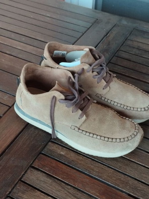 TOMS Balboa Mid Toffee Suede boots like new, water resistant, size 45