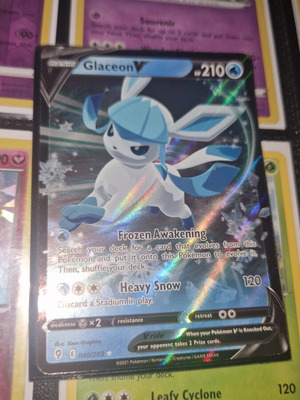 Glaceon V collectible Pokémon card like new