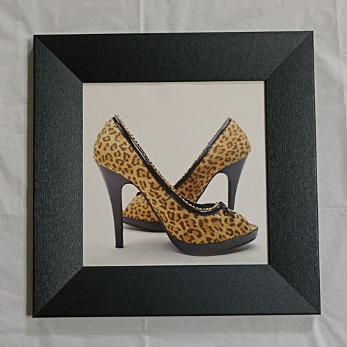 Decorative frame with leopard print high heels, new