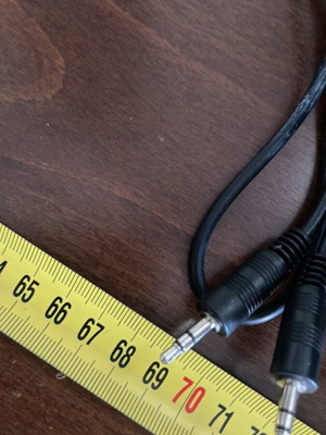 3.5mm Jack Audio Cable used, 2m length