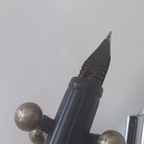Schneider Express Metal Pen used