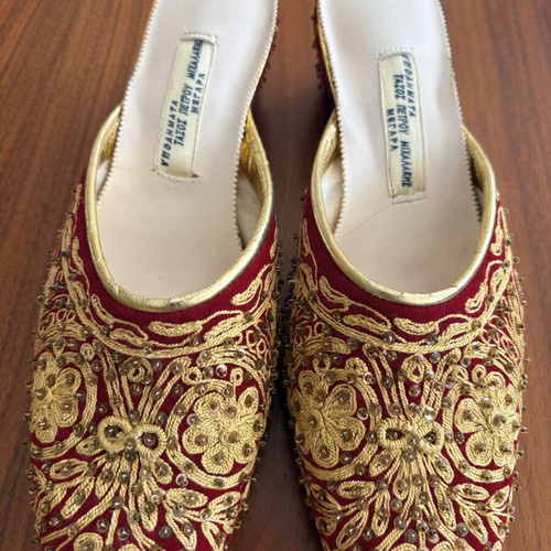 Velvet gold-embroidered handmade pasoumia slippers, size 39