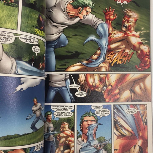 Captain Atom - Armageddon Wildstorm volume in excellent condition, English