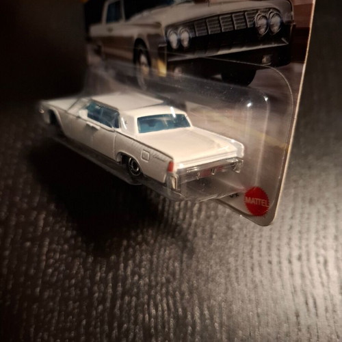 1964 Lincoln Continental Matchbox new
