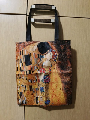 Canvas shoulder bag with The Kiss by Klimt, new, multicolored