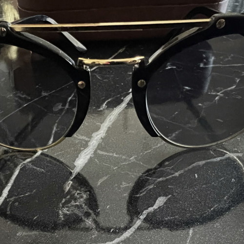 Illesteva Milan 1 sunglasses new, unisex, black