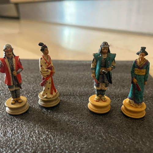 Ceramic Historical Chessmen Manopoulos S.A. chessboard like new