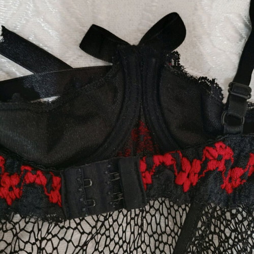 Lingerie black like new, mesh with cup and bow, S-M