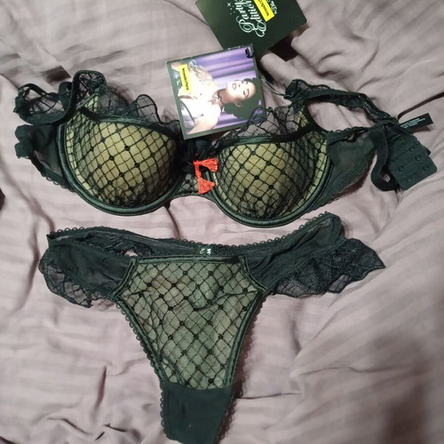 Ditta Von Teese erotic lingerie set Wonderbra and La Senza panties new