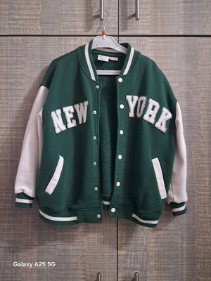 Zara college jacket for boy 5-6 years 116cm like new, white and green