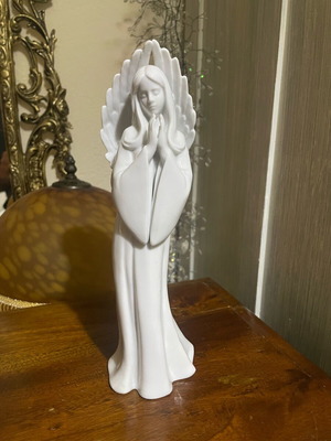 Porcelain decoration Richer like new