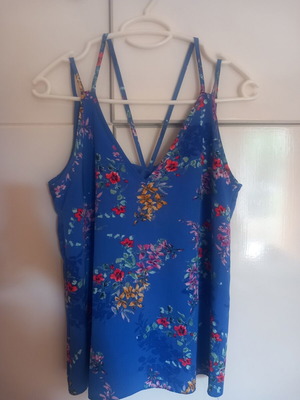 Primark Blue Floral Strap Top size M like new