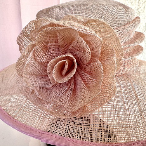 Axilleas Accessories straw hat with rose, like new, size M
