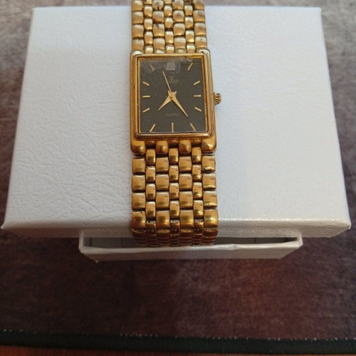 Sunborn Quartz vintage unisex wristwatch like new, gold tone