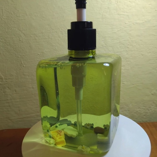 Handmade kawaii kids soap dispenser new, transparent gel