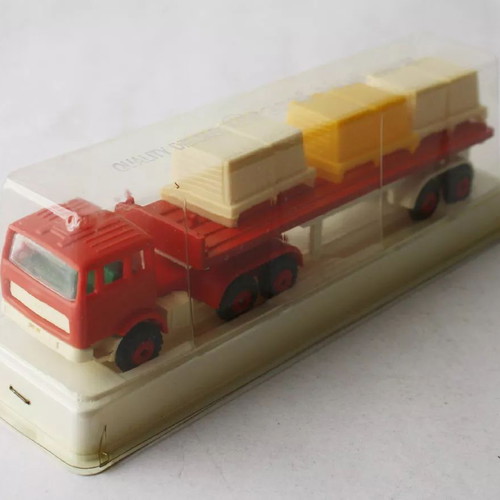 Vintage Gesoef Mari Polfi Efsi 1:90 Mercedes plastic truck 1970s new