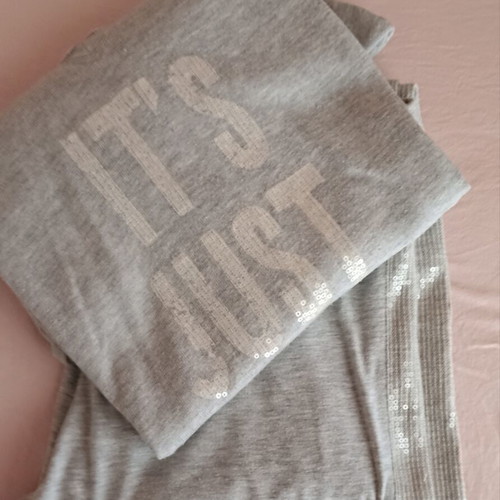 Deha women's set with blouse and leggings like new, gray with sequins