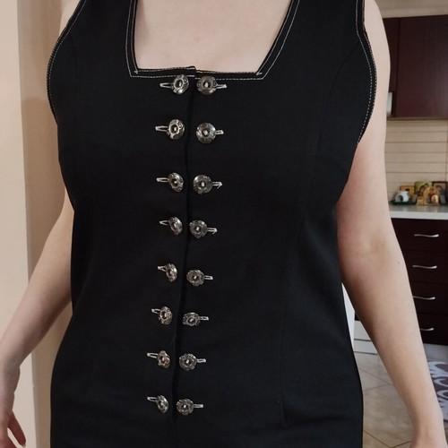 Dress with Buttons and Slit like new, black, size M