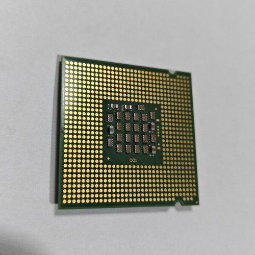 Intel Pentium 4 650 processor used, Socket LGA775, 3.40GHz