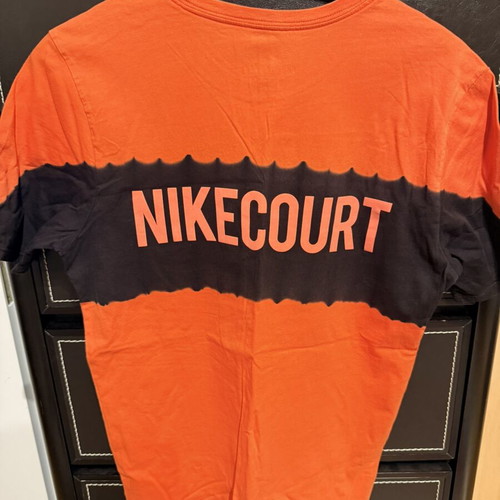 Nike men's T-shirt size S, excellent condition, blue and orange