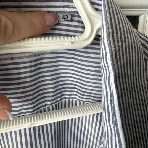 Men's striped shirt size 43 like new, white and blue