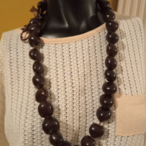 MNG Long Kukui Nut Necklace Like New, Brown