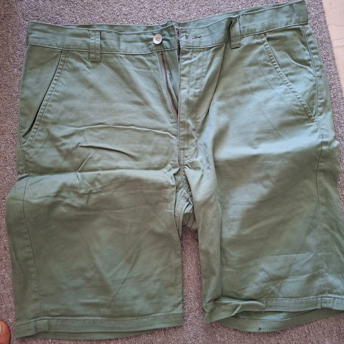 Wesc men's bermuda green XL like new