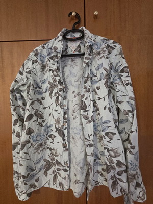 Yes Zee summer men's shirt L, like new, light green