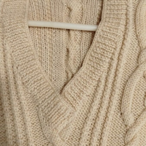 Handmade wool sweater unisex, like new, ecru