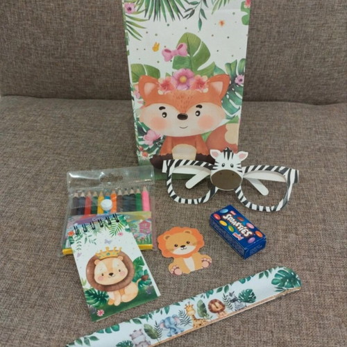 Party bags with forest and jungle animal theme, like new, set of 2
