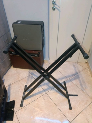 Electronic piano stand new
