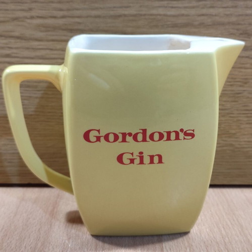 Gordon's Gin ceramic jug like new