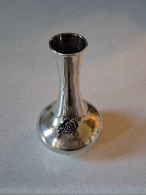 Metal vase with embossed rose 12cm like new