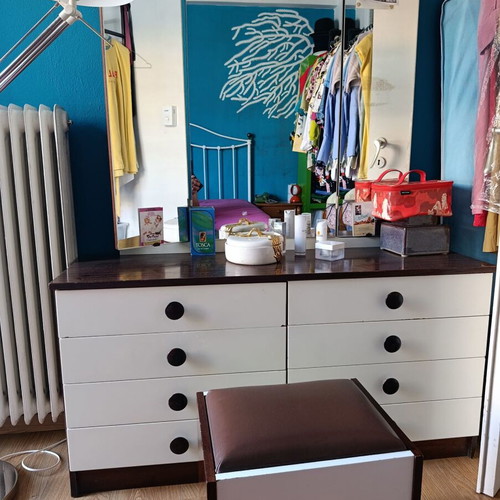 70s Boudoir Vanity Set with Removable Mirror and Stool used