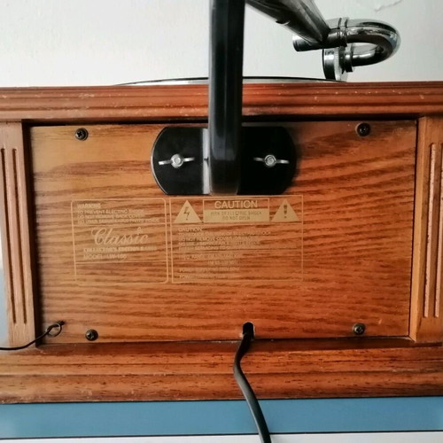 Imitation gramophone radio like new with cassette and wooden base