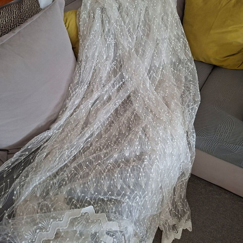 Curtain with embossed patterns like new