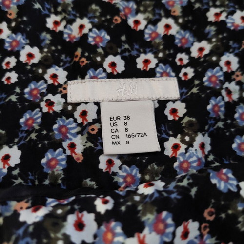 Mini skirt H&M like new, colorful, size 38