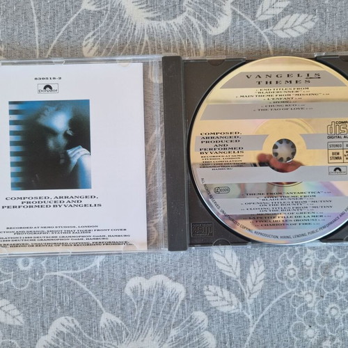 Vangelis Themes CD like new, electronic music