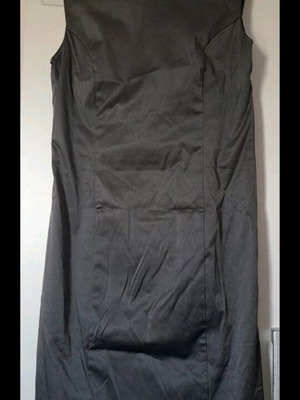 Dress with bow and back opening like new, size S, gray