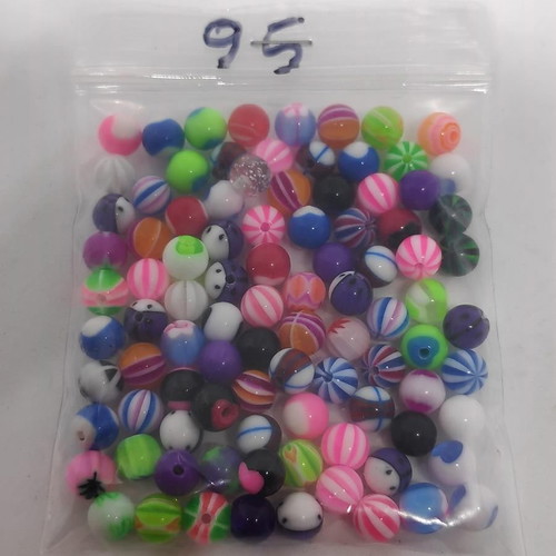 Acrylic piercing beads set 95 pieces like new, colorful designs