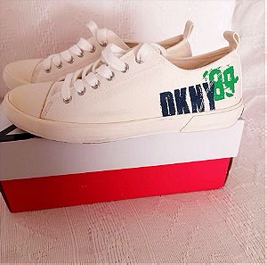 Αθλητικά παπούτσια DKNY