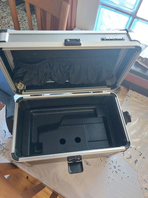 Aluminum Videocamera Carrying Case Blaupunkt like new