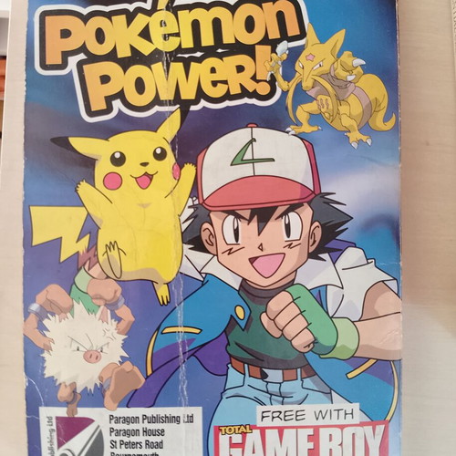 Pokemon Power magazine 1999 with 150 Pokemon