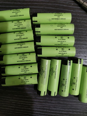 Μπαταρίες λιθίου 3300mAh σαν καινούργιες, πακέτο 12 τεμ.
