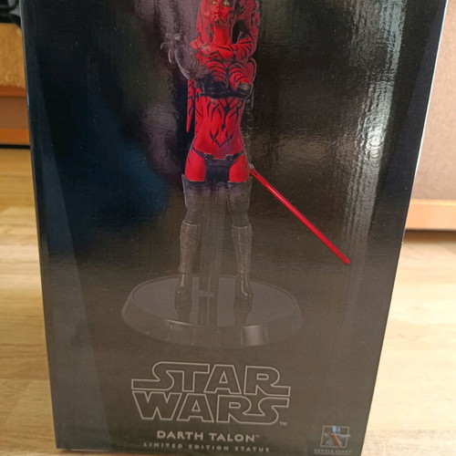 Star Wars Darth Talon Gentle Giant collectible statue new