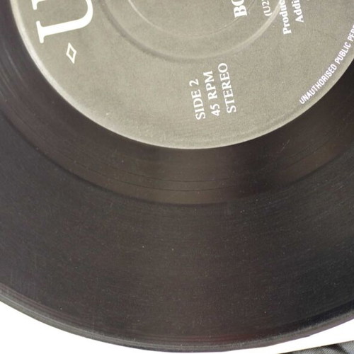 U2 Pride (In The Name Of Love) & Boomerang 7'' vinyl used, rock